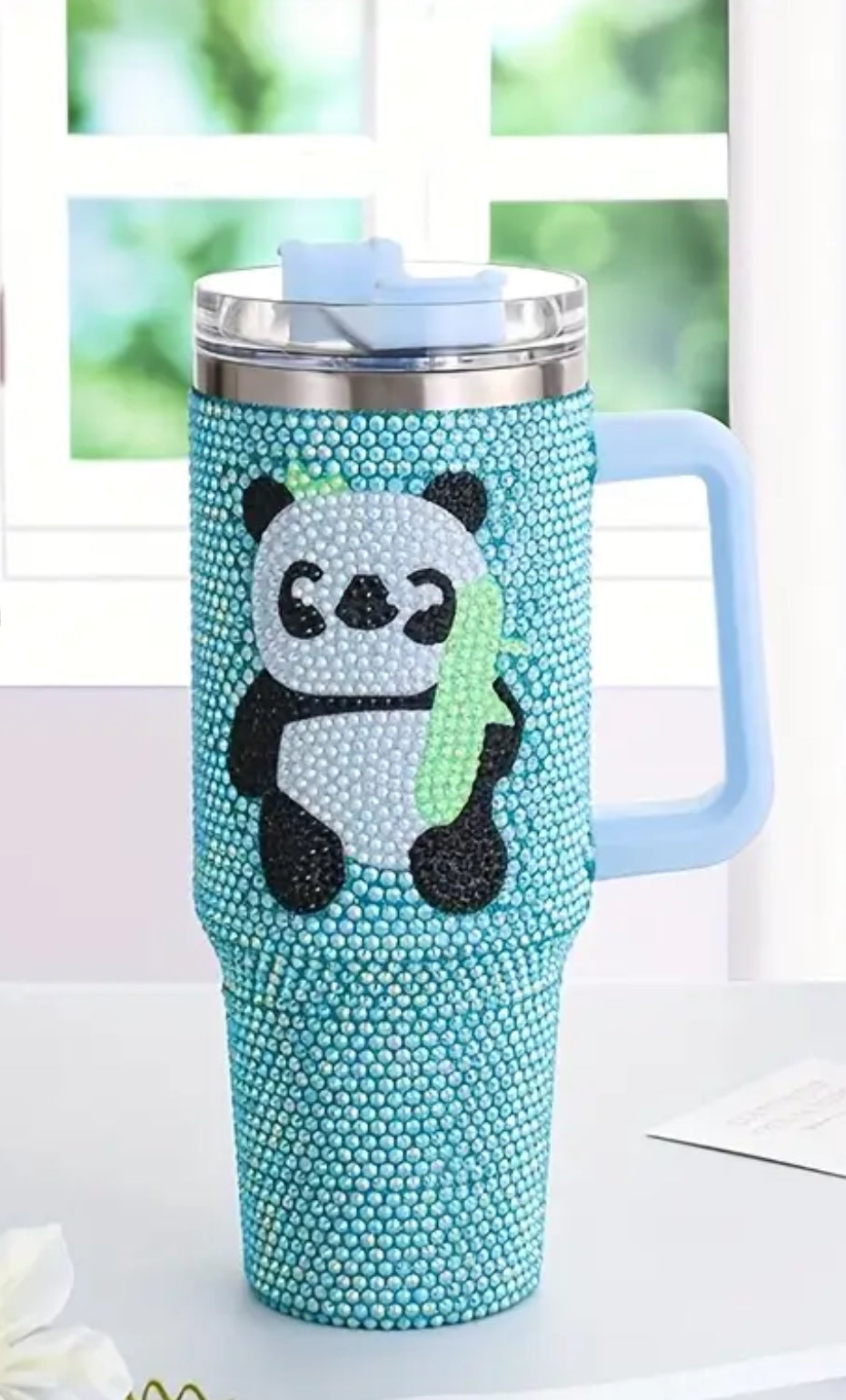 Meet the tumbler everyone’s hugging: